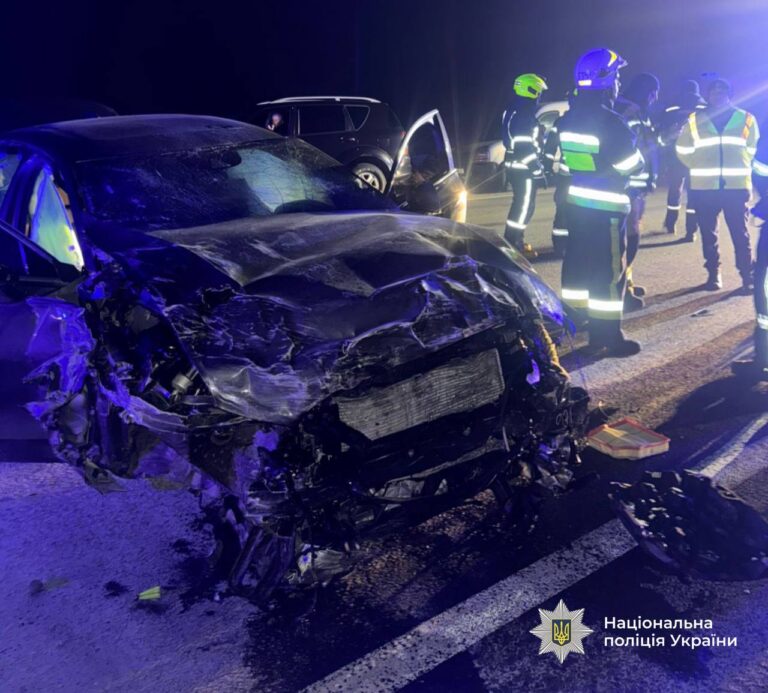 У Драгомирчанах у ДТП загинули жінка та дитина: поліція з’ясовує обставини (ФОТО)
