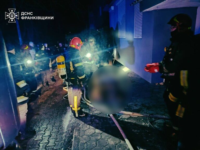 У Франківську на пожежі загинув безхатько — поліція