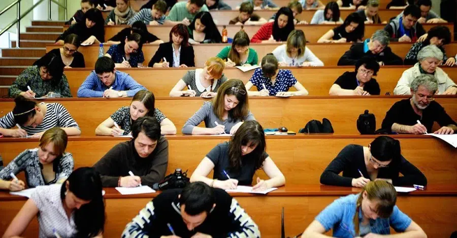 Вступ в університети: які дати не можна пропустити абітурієнтам у липні (КАЛЕНДАР)