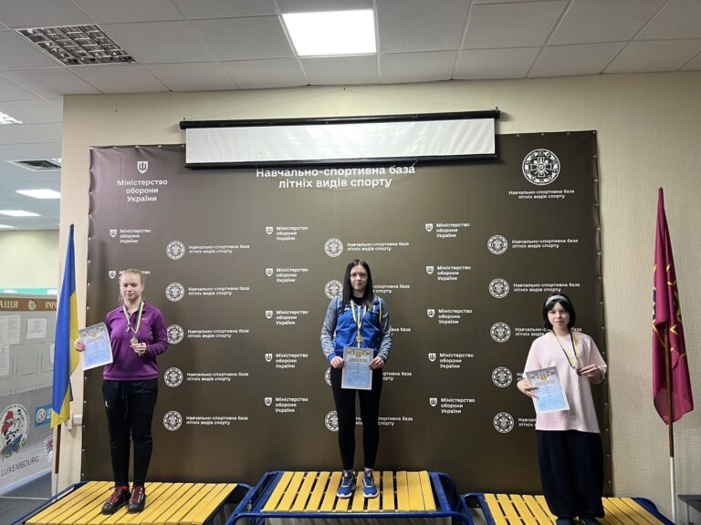 Прикарпатські спортсмени здобули золото та бронзу на чемпіонаті України зі стрільби