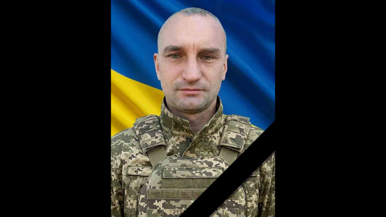 Через важку хворобу помер воїн Володимир Івасів з Дубовецької громади