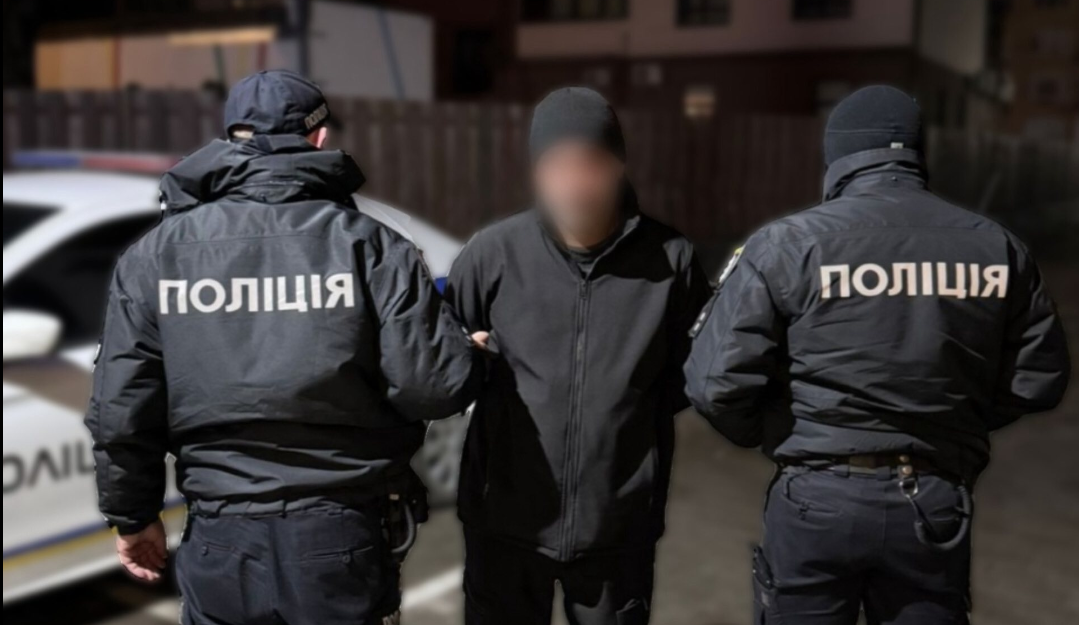 У Франківську чоловік через ревнощі вдарив сусіда ножем (ФОТО)