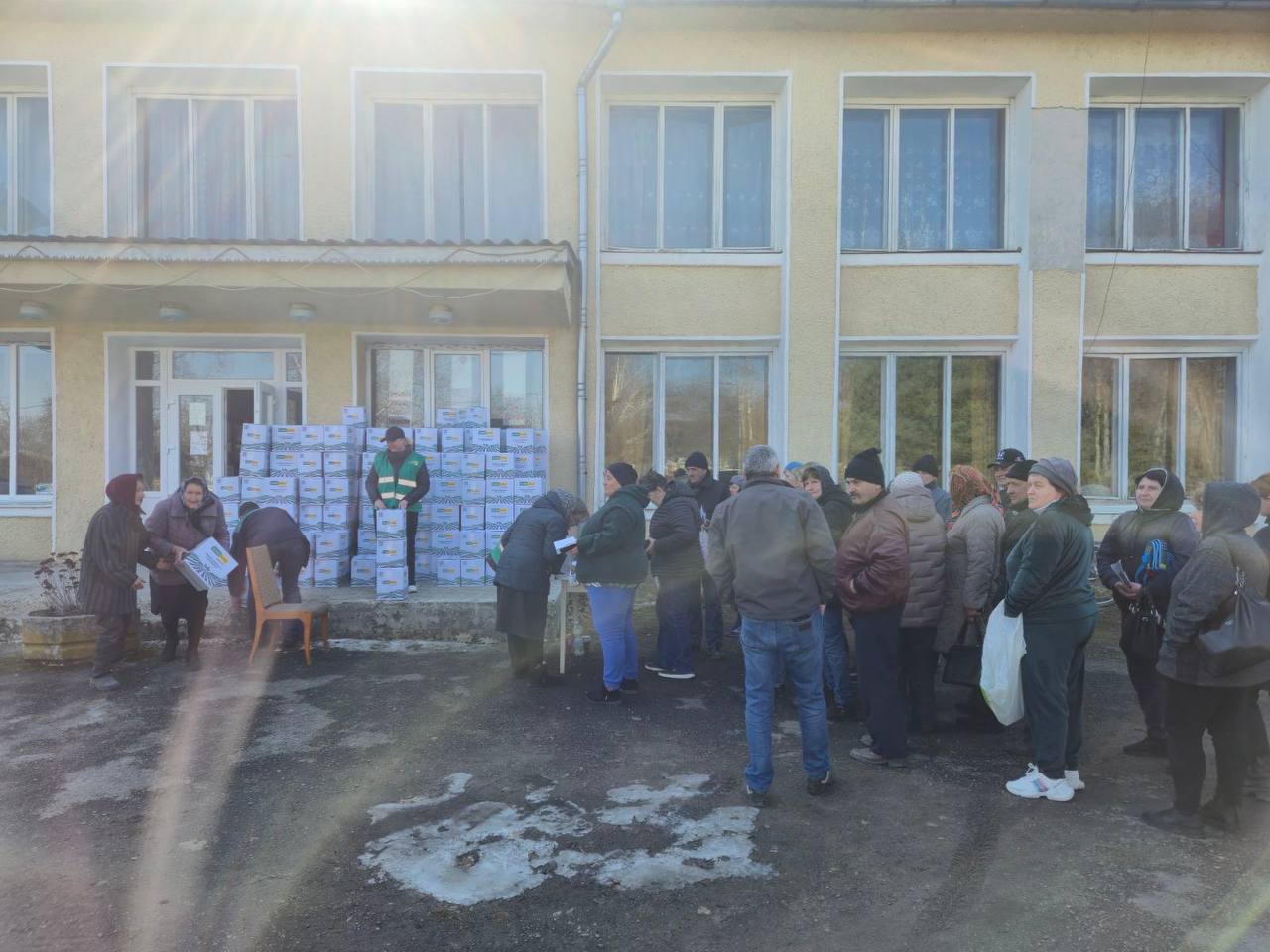 Акріс Агро привітала своїх пайовиків на Івано-Франківщині напередодні Великодня