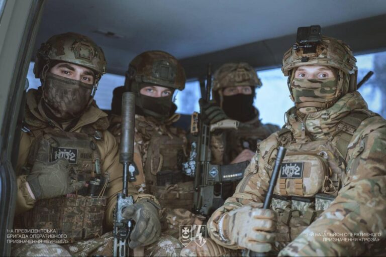 Буревій: ставай частиною бурі