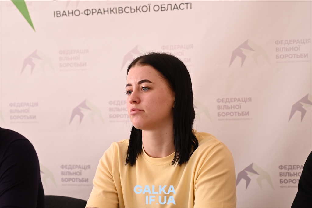 “Хотіла обміняти срібло на золото”: прикарпатська віцечемпіонка Європи Аліна Філіпович з вільної боротьби