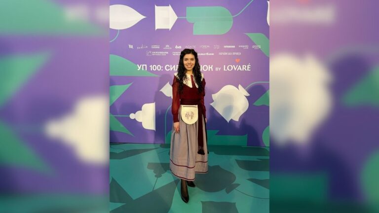 Франківська вчителька Леся Павлюк увійшла до рейтингу “УП 100: Сила жінок”