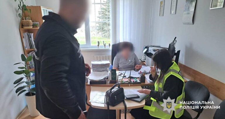 1,5 мільйона за “лікування” немовлят: у Франківську викрили схему в перинатальному центрі (ФОТО)