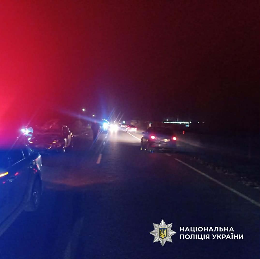 У Брошневі-Осаді на смерть збили 18-річного пішохода, який перебігав дорогу (ФОТО)