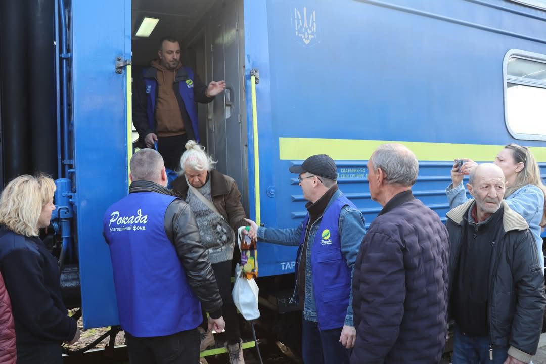 Прикарпаття прийняло ще 14 евакуйованих з Донеччини (ФОТО)