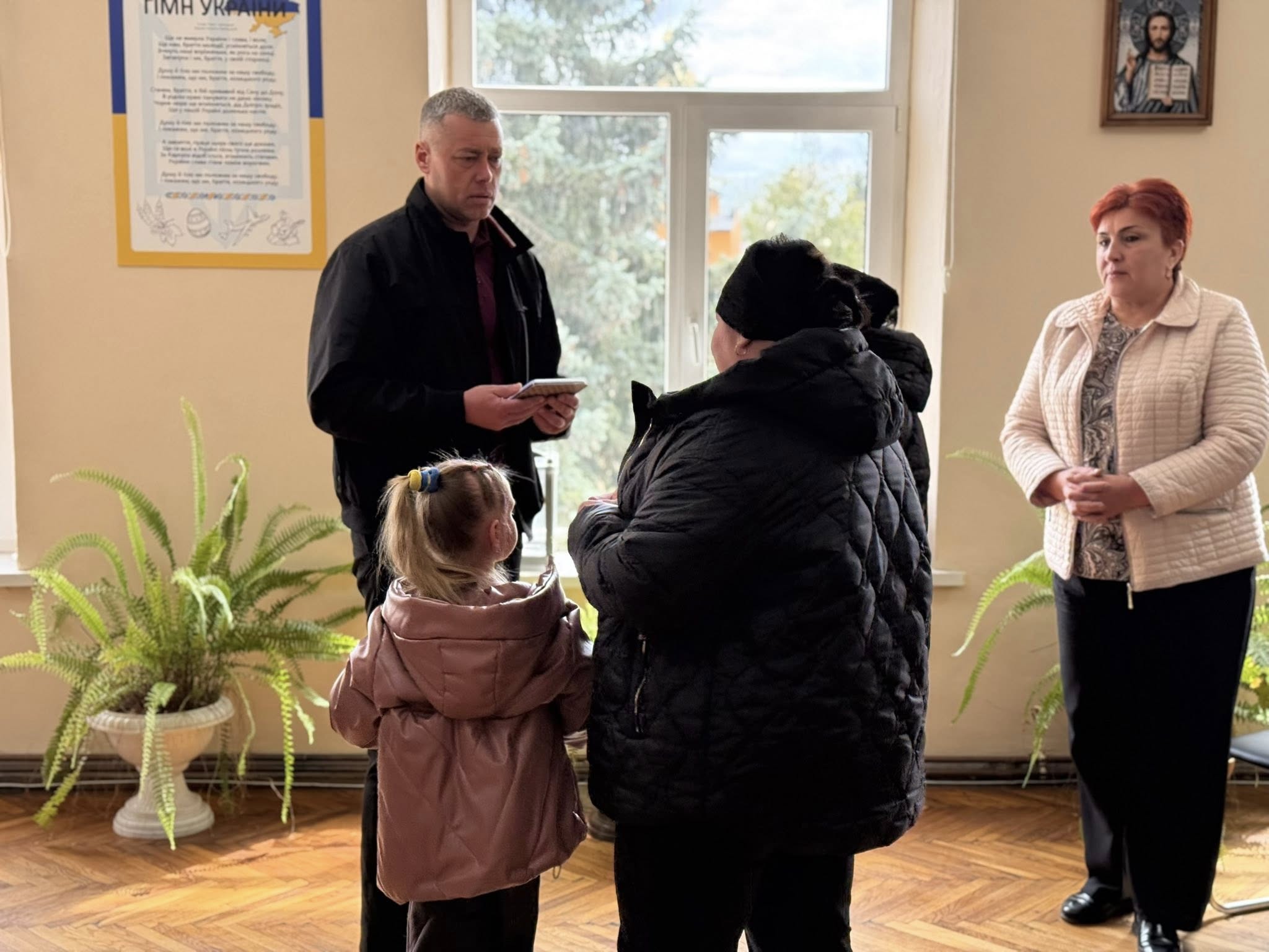 Посмертна нагорода для воїна з Ворони: в Отинії відзначили Романа Червінського (ФОТО)