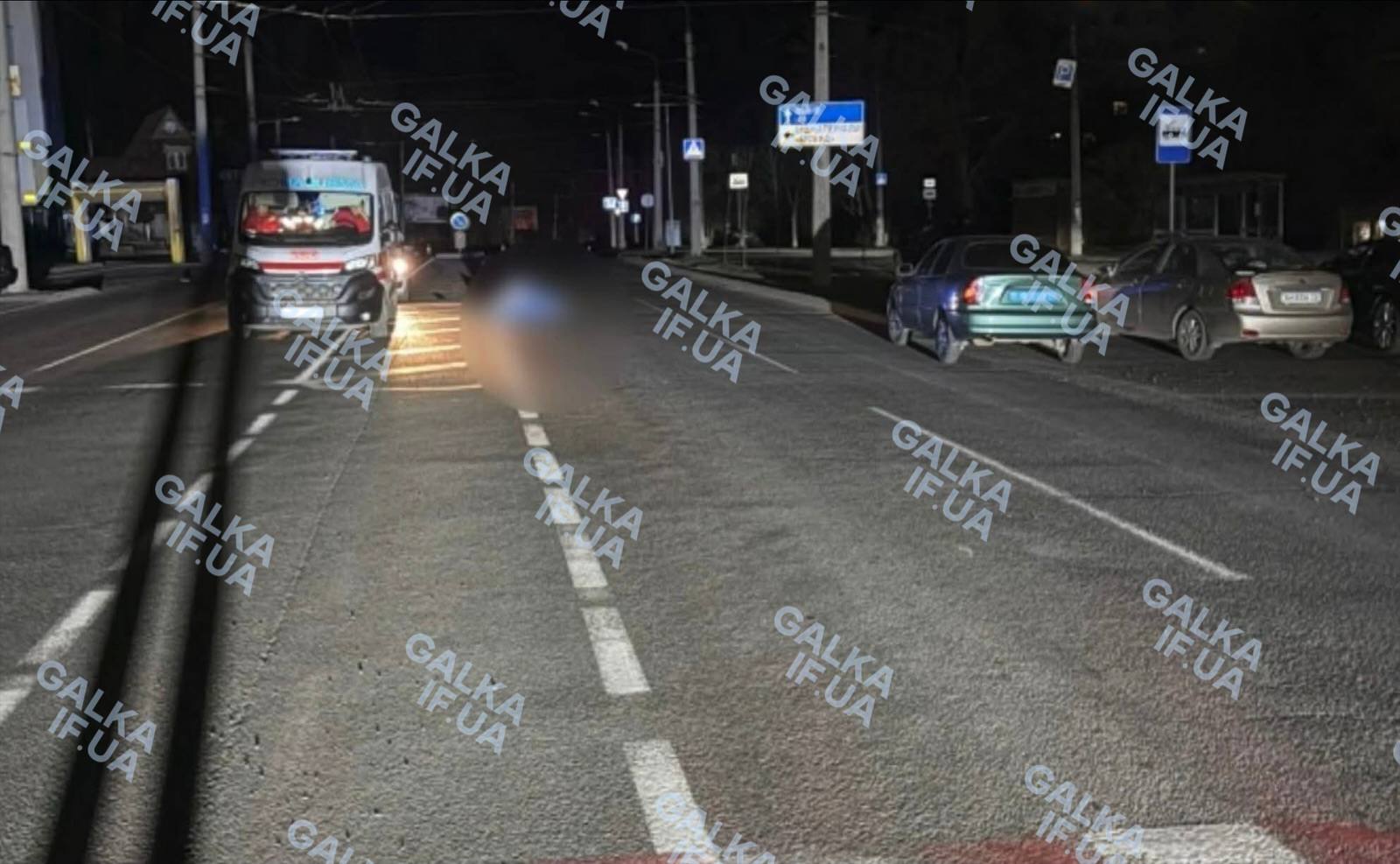 Рідні чоловіка, збитого поліціянтом на Галицькій, шукають свідка, який першим підійшов на допомогу