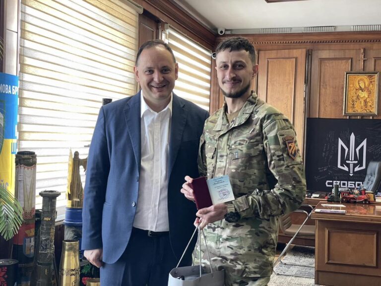 Франківський актор та воїн Богдан Романюк отримав відзнаку “За честь і звитягу”