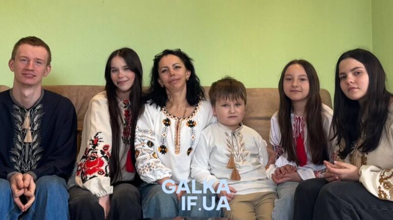 Від Алчевська до Франківська: в Угорниках відкрили будинок сімейного типу для родини Кузьменків (ФОТО)