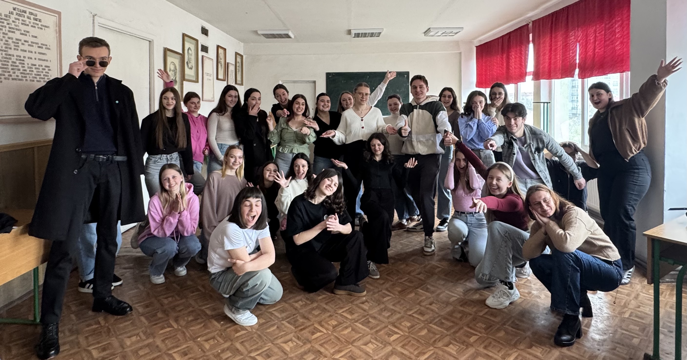 Щоб навчитися працювати з емоціями: у КНУВС провели тренінг з акторської майстерності для студентів-психологів (ФОТО)
