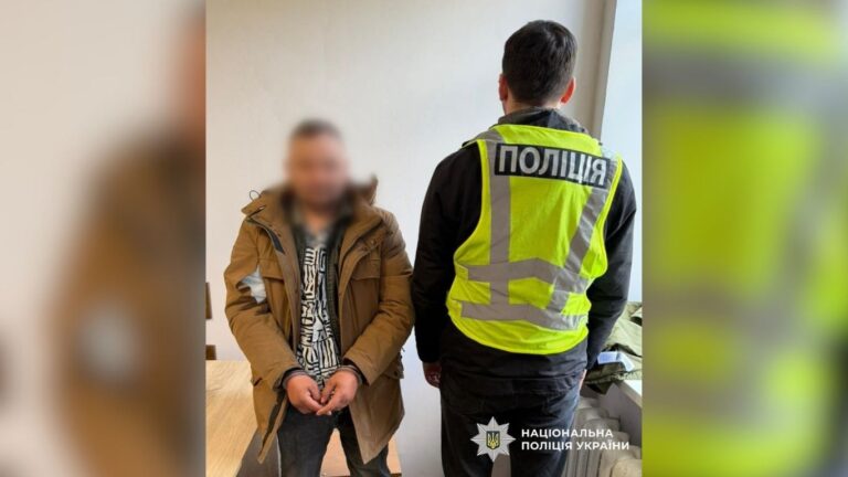 Прикарпатець за 17 тисяч гривень переправляв чоловіків за кордон