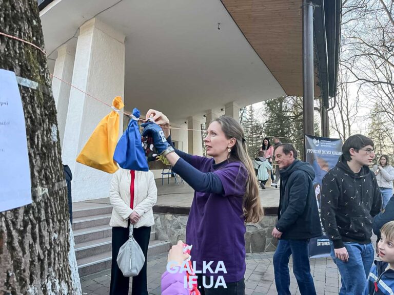 Майже півсотні кажанів випустили на волю у Франківську (ФОТО)