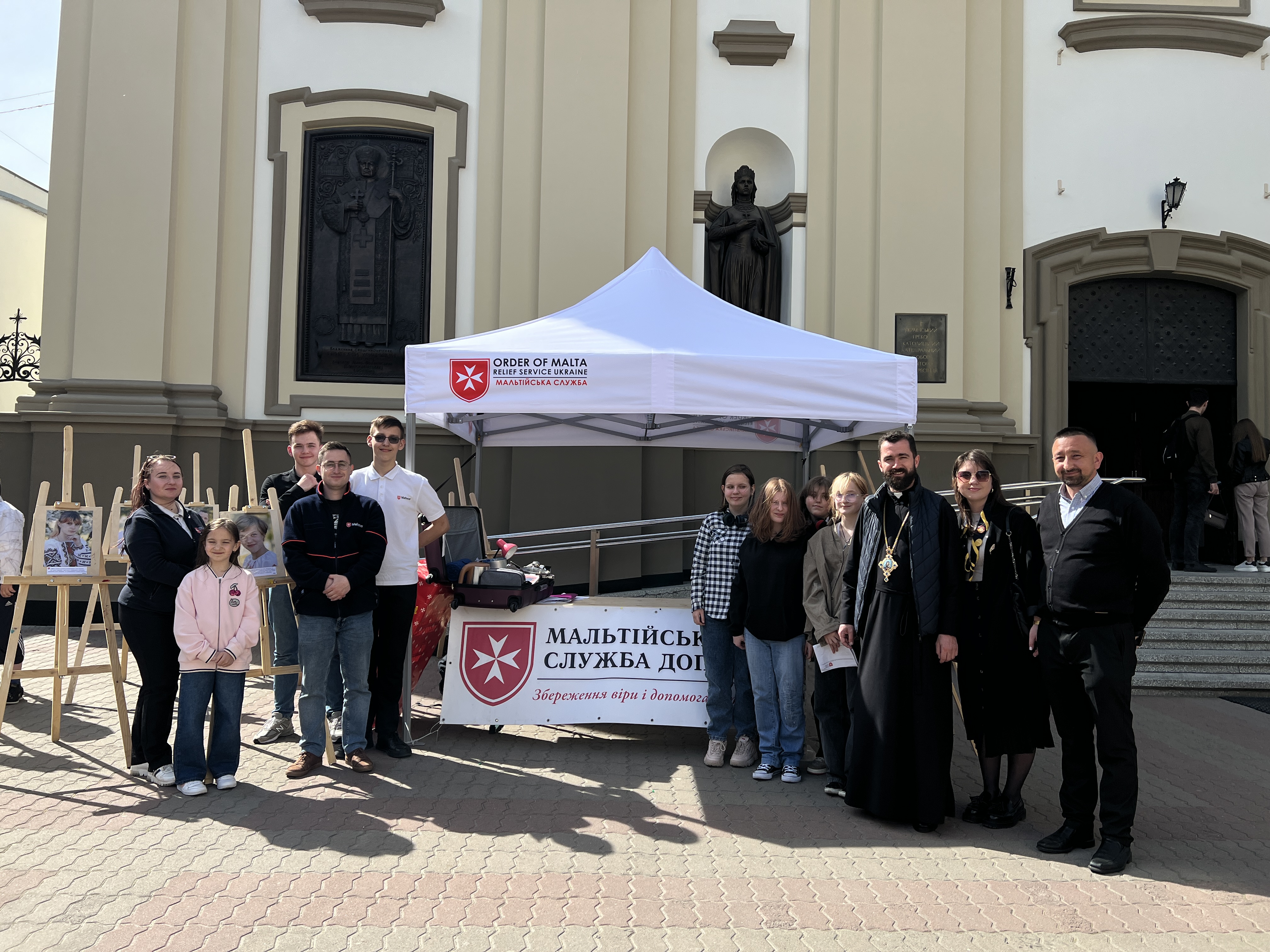 Мальтійська Служба збирає “валізи у майбутнє” для випускників спеціальних шкіл Прикарпаття — як долучитися (ФОТО)
