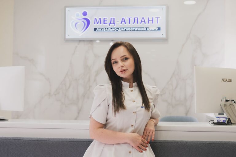Чому антиперспірант не завжди рятує: дерматологиня Надія Дуда про гіпергідроз та ботулінотерапію