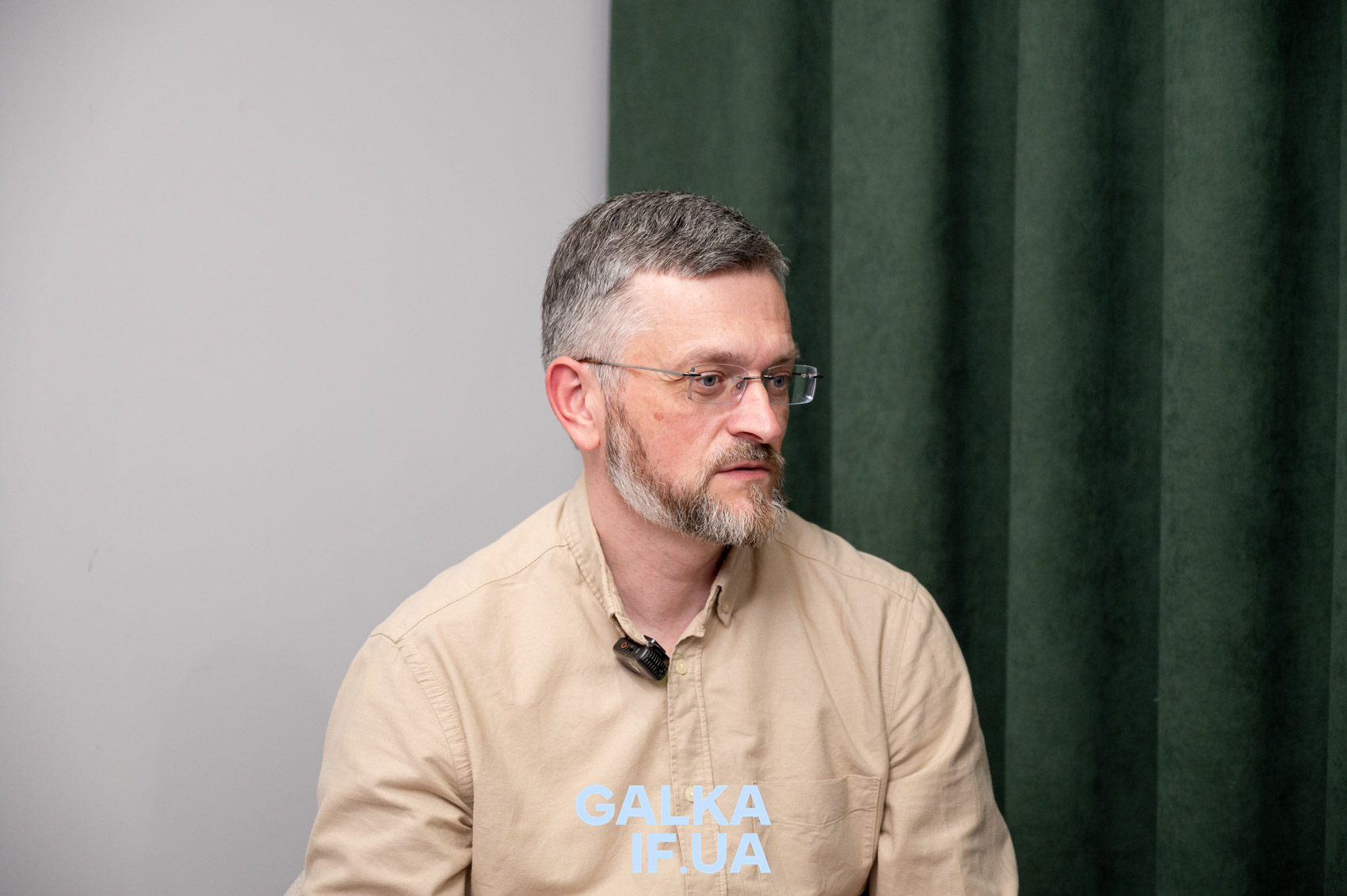 “Інколи ставте під сумнів те, що приходить вам у голову”: інтерв’ю з філософом Віталієм Надураком