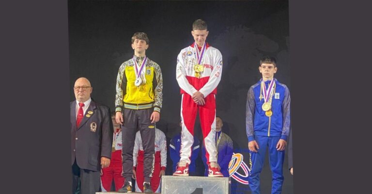 Коломиянин Євгеній Білінський виборов “срібло” чемпіонату Європи з пауерліфтингу (ФОТО)