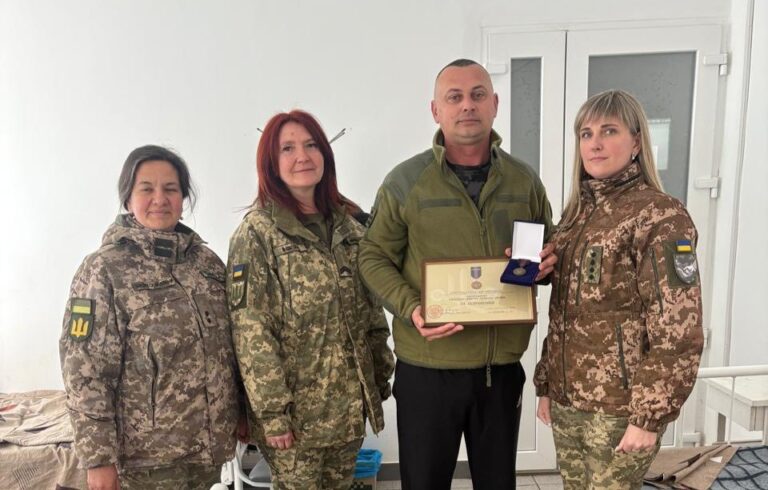 Військового з Тлумача Юрія Глинчака нагородили медаллю “За поранення”