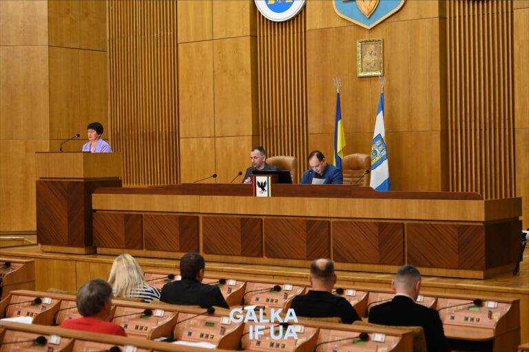 У Франківську підтримали продаж ділянки біля ЦУМу компанії, пов’язаній з Оксаною Палицею