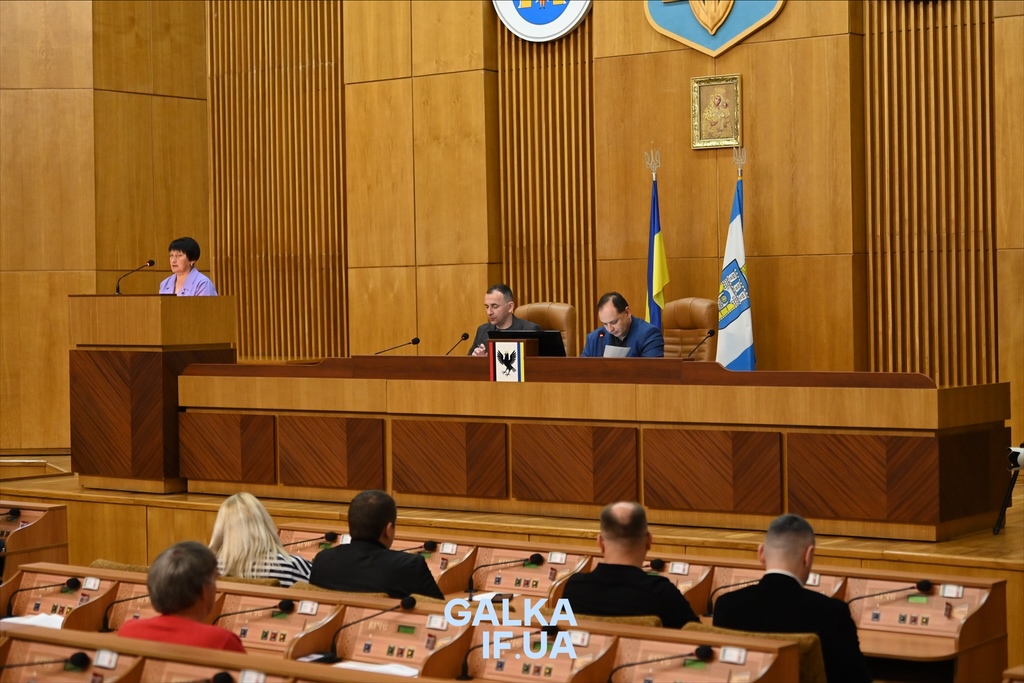 У Франківську підтримали продаж ділянки біля ЦУМу компанії, пов’язаній з Оксаною Палицею