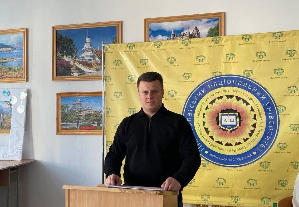 Студент КНУВС став призером всеукраїнського конкурсу у сфері готельно-ресторанної справи