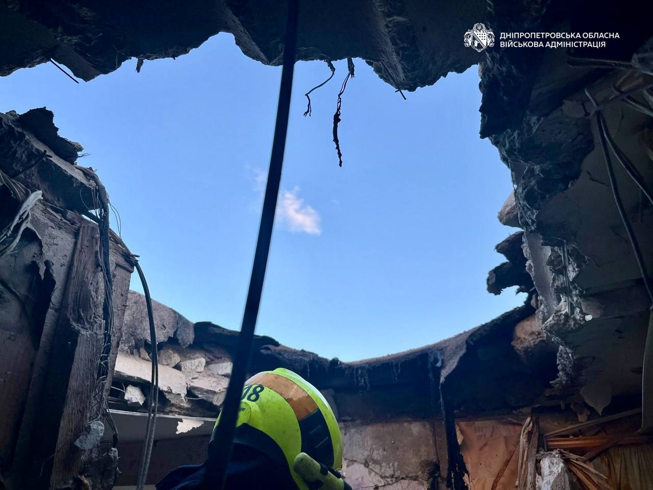 росія атакувала Дніпропетровщину: четверо людей постраждали, пошкоджені будинки та підприємства (ФОТО)