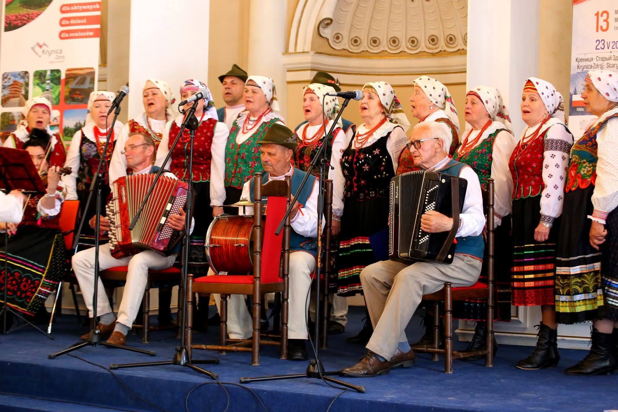 Калуський ансамбль «Студенька» представив Україну на міжнародному фестивалі лемківської культури в Польщі (ФОТО)