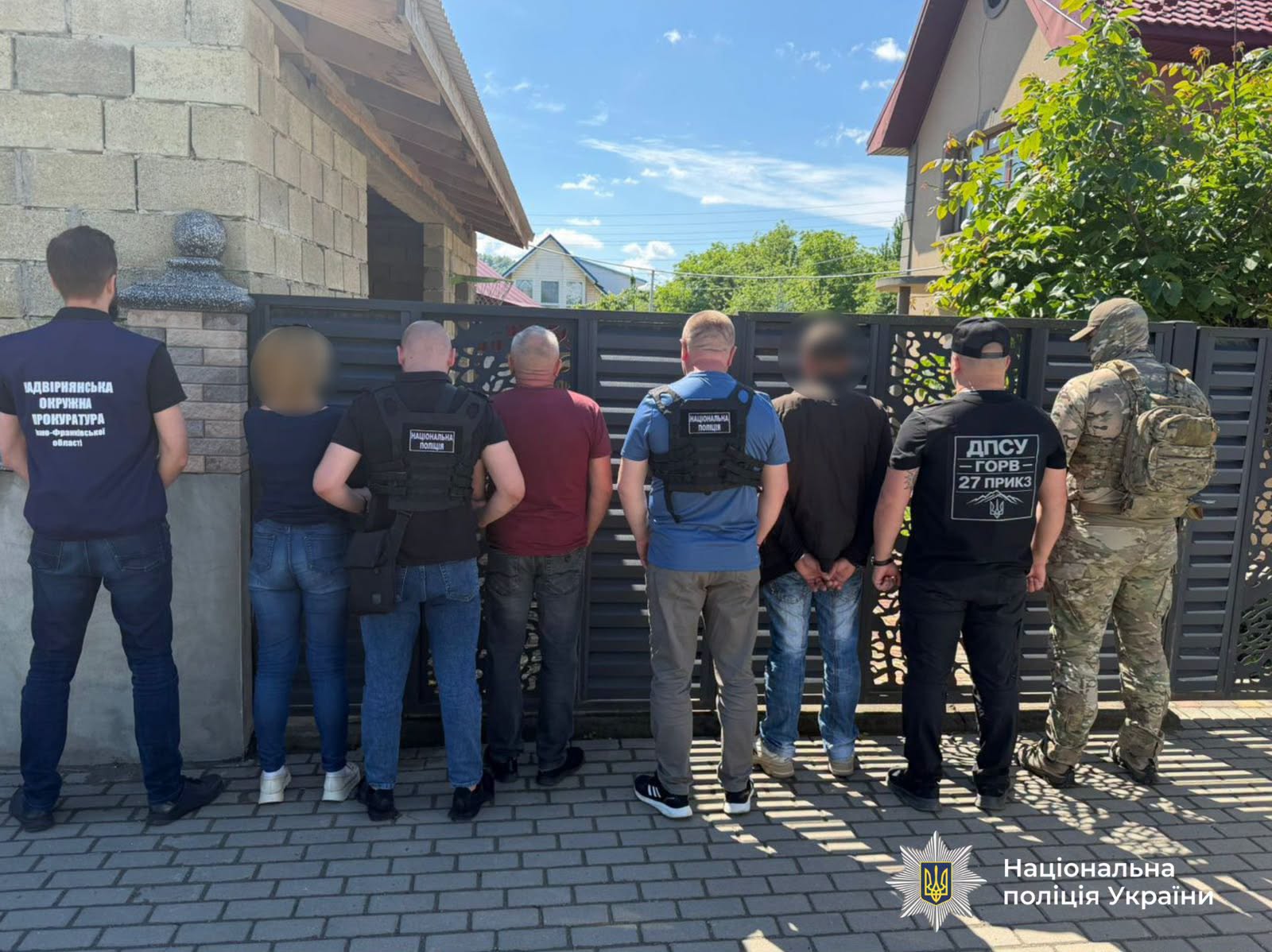 Одруження за 7000 доларів: на Прикарпатті викрили схему незаконного переправлення чоловіка через кордон (ФОТО, ВІДЕО)