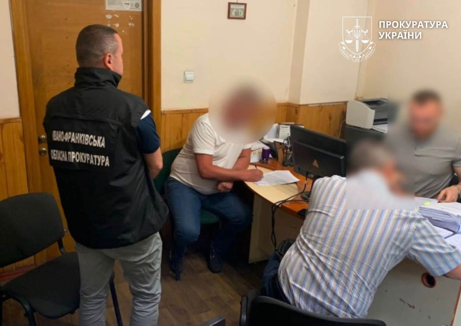 У справі “будівельних” хабарів у Франківську — ще один епізод на 8 тисяч доларів і нові підозрювані (ФОТО)
