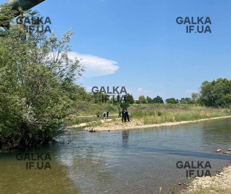 У Чернієві діти знайшли гранату в річці (ФОТО З МІСЦЯ)