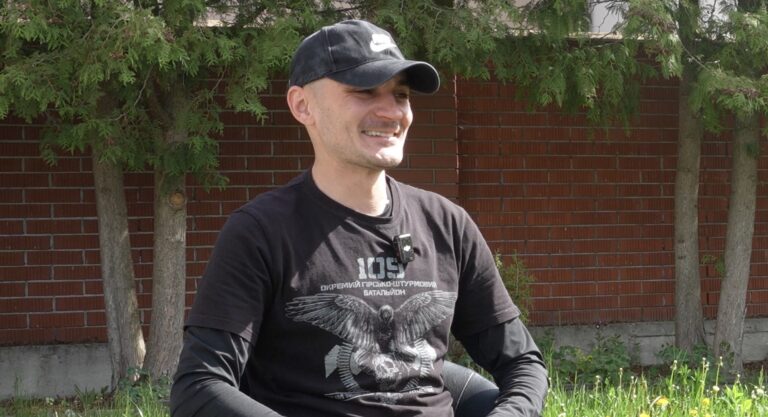 Посмішка після фронту: як ветеран “Літун” повертає собі право на нормальне життя (ВІДЕО)