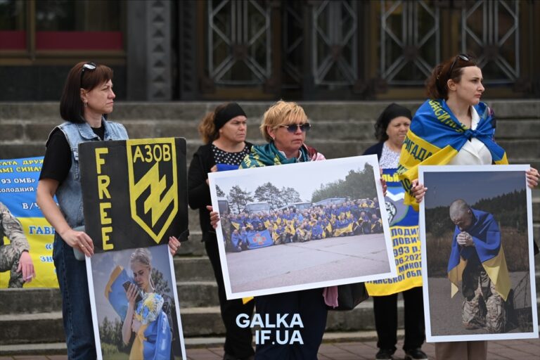 “Менше 1% в обмінах”: у Франківську закликали боротися за повернення бійців «Азову» (ФОТО)