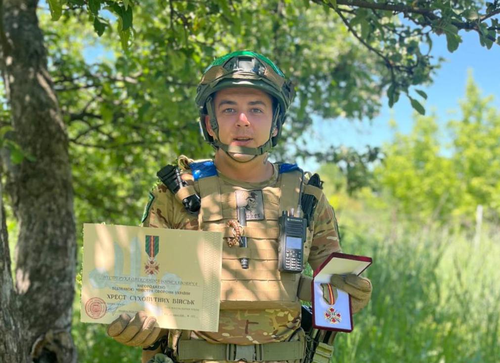 Воїна Олександра Нестерука з Тисмениччини відзначили «Хрестом Сухопутних військ»
