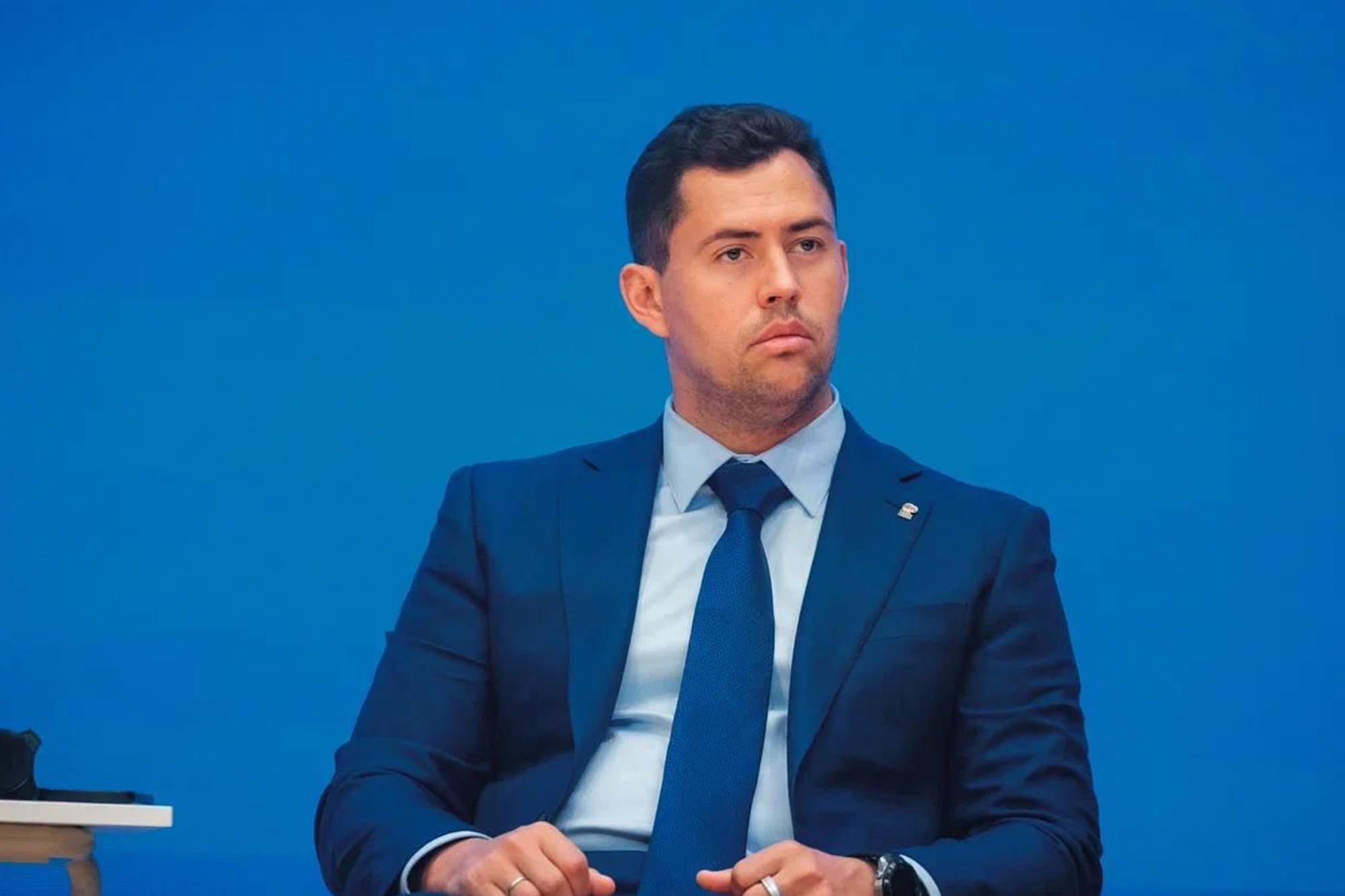 Фінансував армію окупантів: на Прикарпатті повідомили про підозру голові облради рф