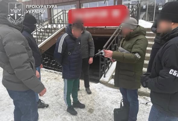 У Франківську судитимуть посадовця ДСНС, який продавав “бронь” за 5 тисяч доларів