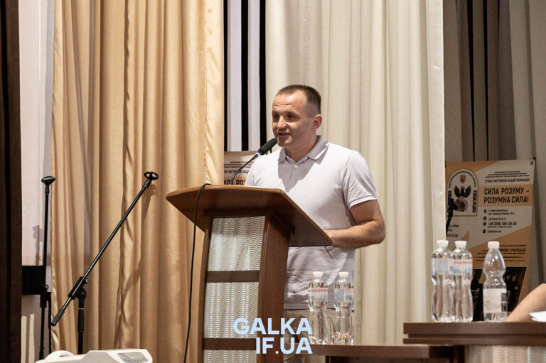 Вихід з кризи та створення бюджету: що обіцяє Іван Ленько – новий очільник Федерації боксу на Прикарпатті (ФОТО)
