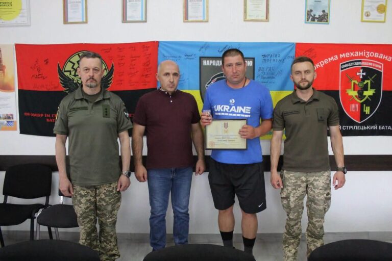 У Делятині четверо військових отримали нагороди від Президента та Міноборони (ФОТО)