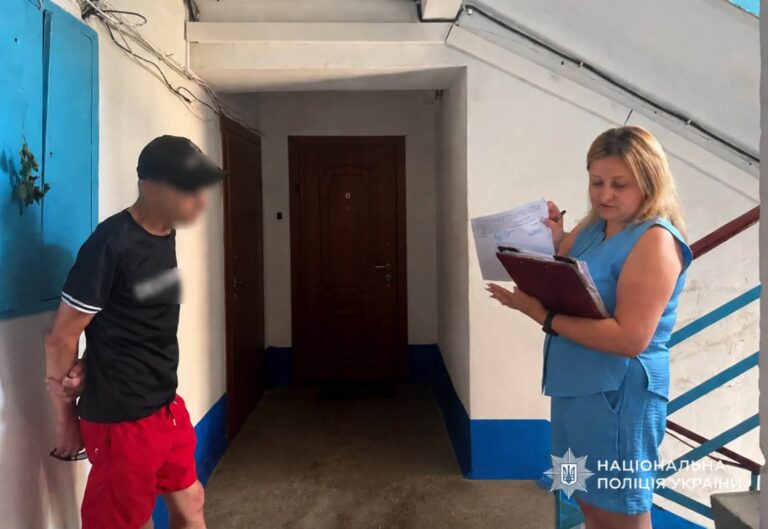 На Прикарпатті викрили трьох наркоділків, які збували психотропи (ФОТО)