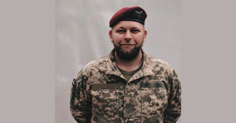 Прикарпатського воїна Олега Ничипорука нагородили відзнакою “Золотий Хрест” (ФОТО)
