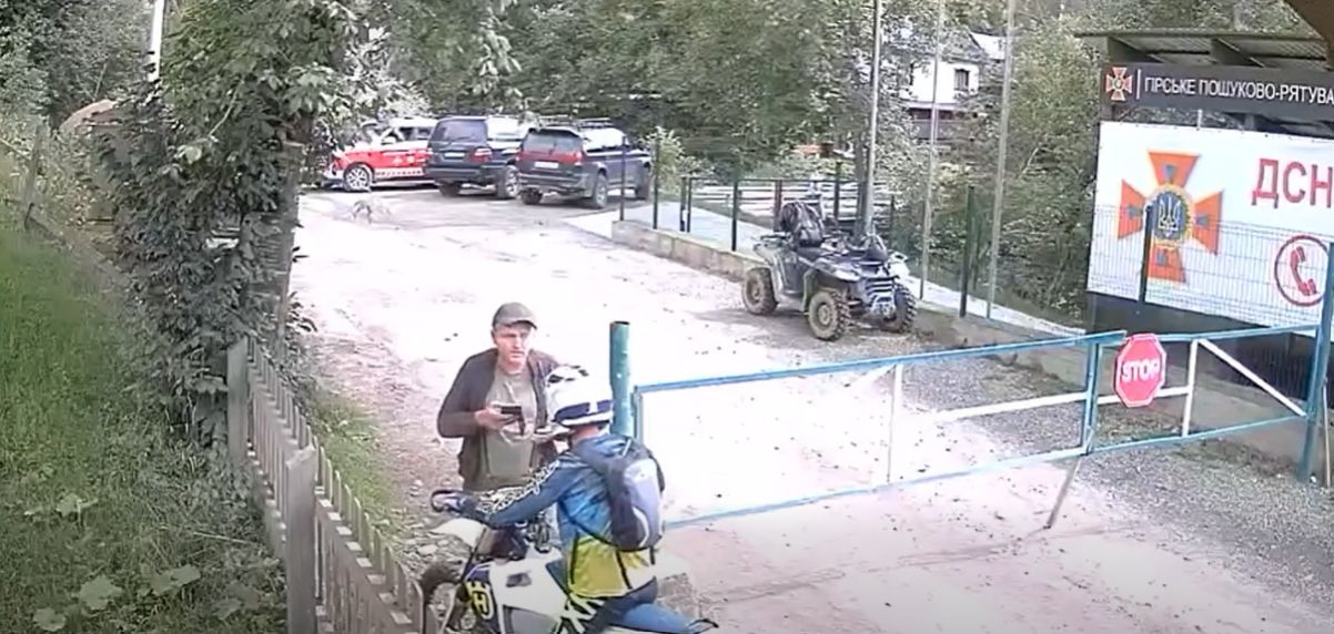 На Петрос намагалися заїхати туристи на мотоциклах: працівники заповідника їх зупинили