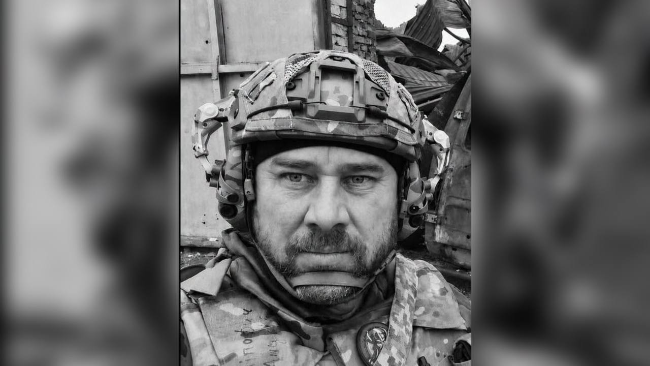 На війні загинув захисник із Коломийської громади Роман Пискор, якого майже рік вважали зниклим безвісти
