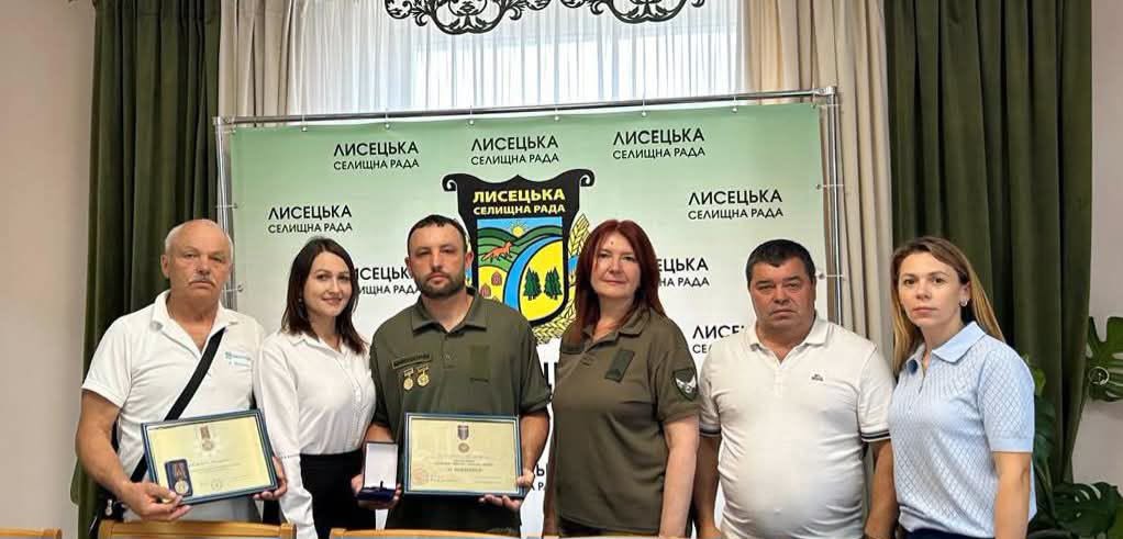 Захисника зі Старого Лисця Віталія Базіва відзначили двома державними нагородами