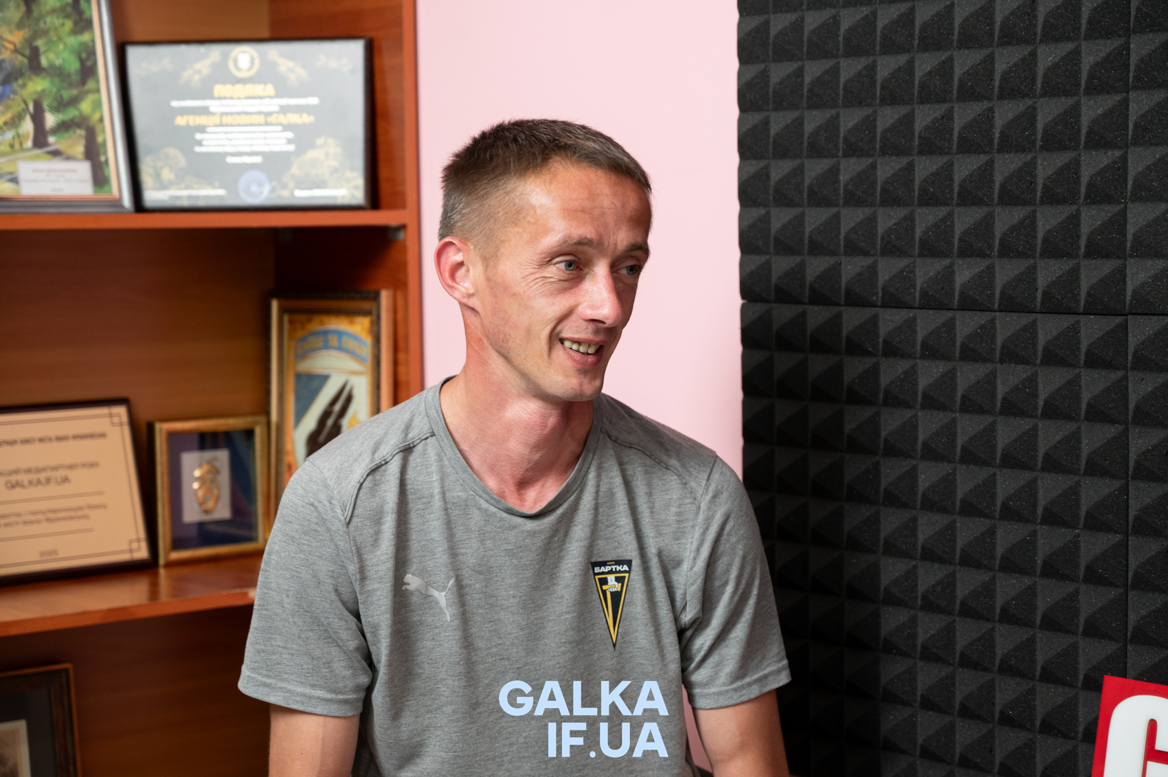 «Футбол на протезі — це зовсім інше»: розмова з ветераном Володимиром Романишиним про «Бартку» та нове життя після поранення (ФОТО)