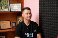 «Збирати донати у 2026 році стало в 10 разів важче» — розмова із співзасновником благодійного фонду «Свій за свого» Юрієм Анушкевичусом