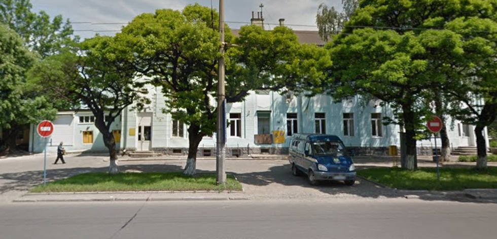 Франківськ витратив 20 мільйонів на купівлю будівлі, яка не потрібна “Укрпошті”