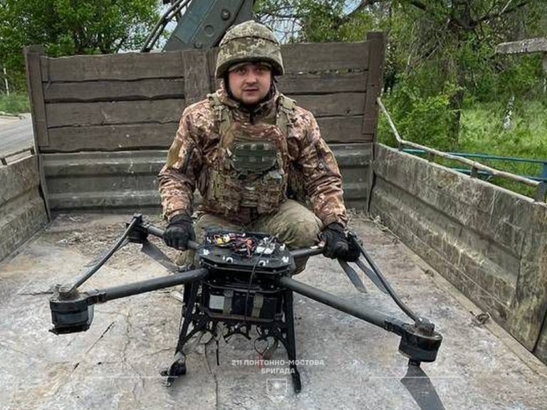 З університету — одразу у військо: історія механіка-водія 211 понтонно-мостової бригади з Прикарпаття