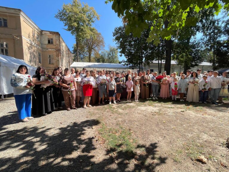 61 жінка з Прикарпаття отримала звання «Мати-героїня» (ФОТО)